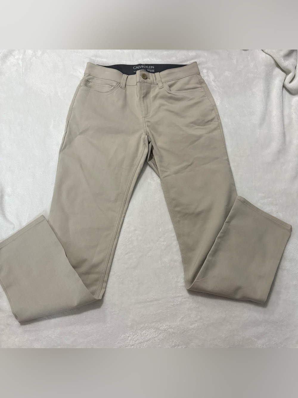 Calvin Klein Men’s Slim Fit Infinite Flex Waist Khaki Pants W30 x L32